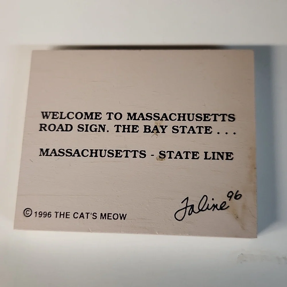 Vtg. 1996 The Cat's Meow Welcome to Massachusetts Road sign 2 3/4" x 2 1/4" - Picture 2 of 6